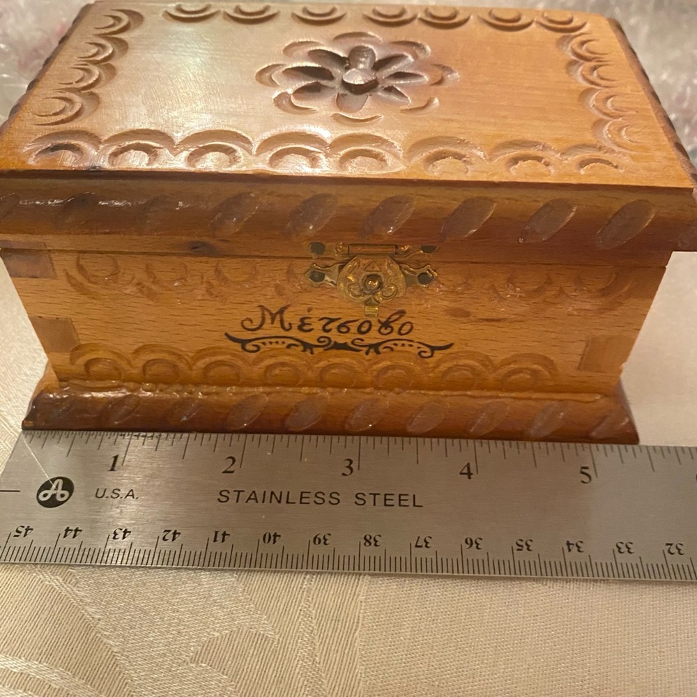 Vintage Metsovo Greece Wooden Jewelry Box - lined with mirror. Unused condition